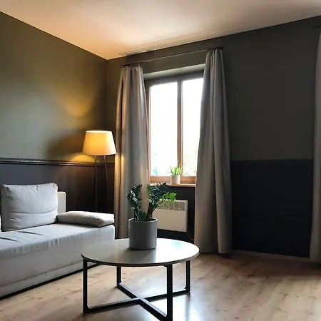 4 - 86 M2 - 300 M Od Rynku * Breslavia