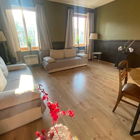 4 - 86 M2 - 300 M Od Rynku Breslavia