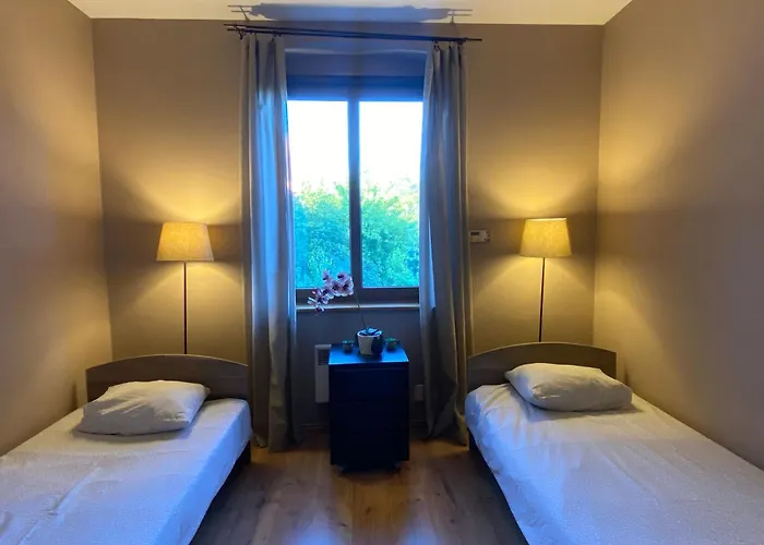 4 - 86 M2 - 300 M Od Rynku Вроцлав