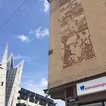 4 - 86 M2 - 300 M Od Rynku * Wrocław