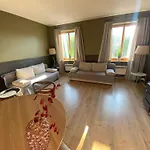 Apartament 4 - 86 M2 - 300 M Od Rynku *