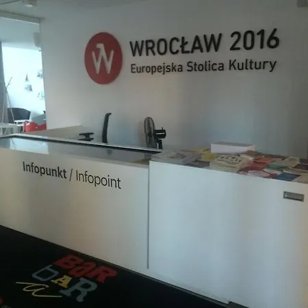 4 - 86 M2 - 300 M Od Rynku Апартаменты *