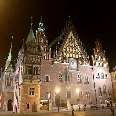 4 - 86 M2 - 300 M Od Rynku Апартаменты Вроцлав