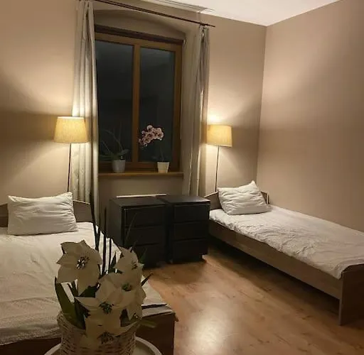 4 - 86 M2 - 300 M Od Rynku 브로츠와프