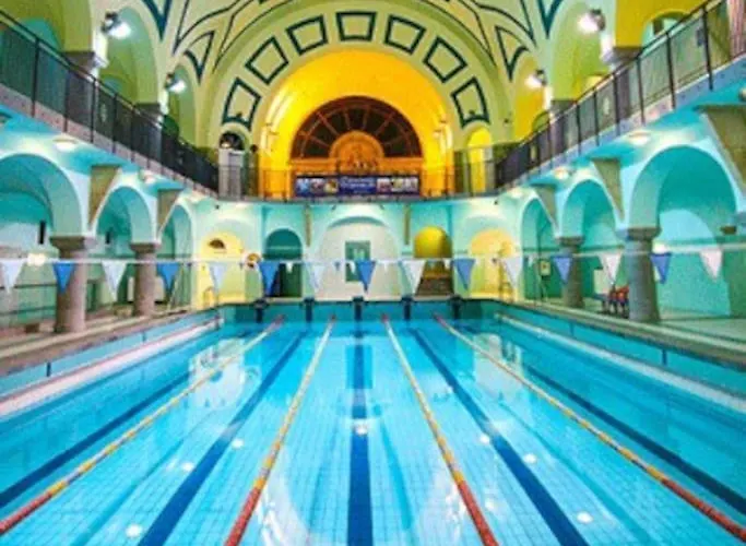 4 - 86 M2 - 300 M Od Rynku